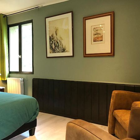 Le Surmelin Bed & Breakfast 'Ombres' ボルヌ・アン・ブリ エクステリア 写真